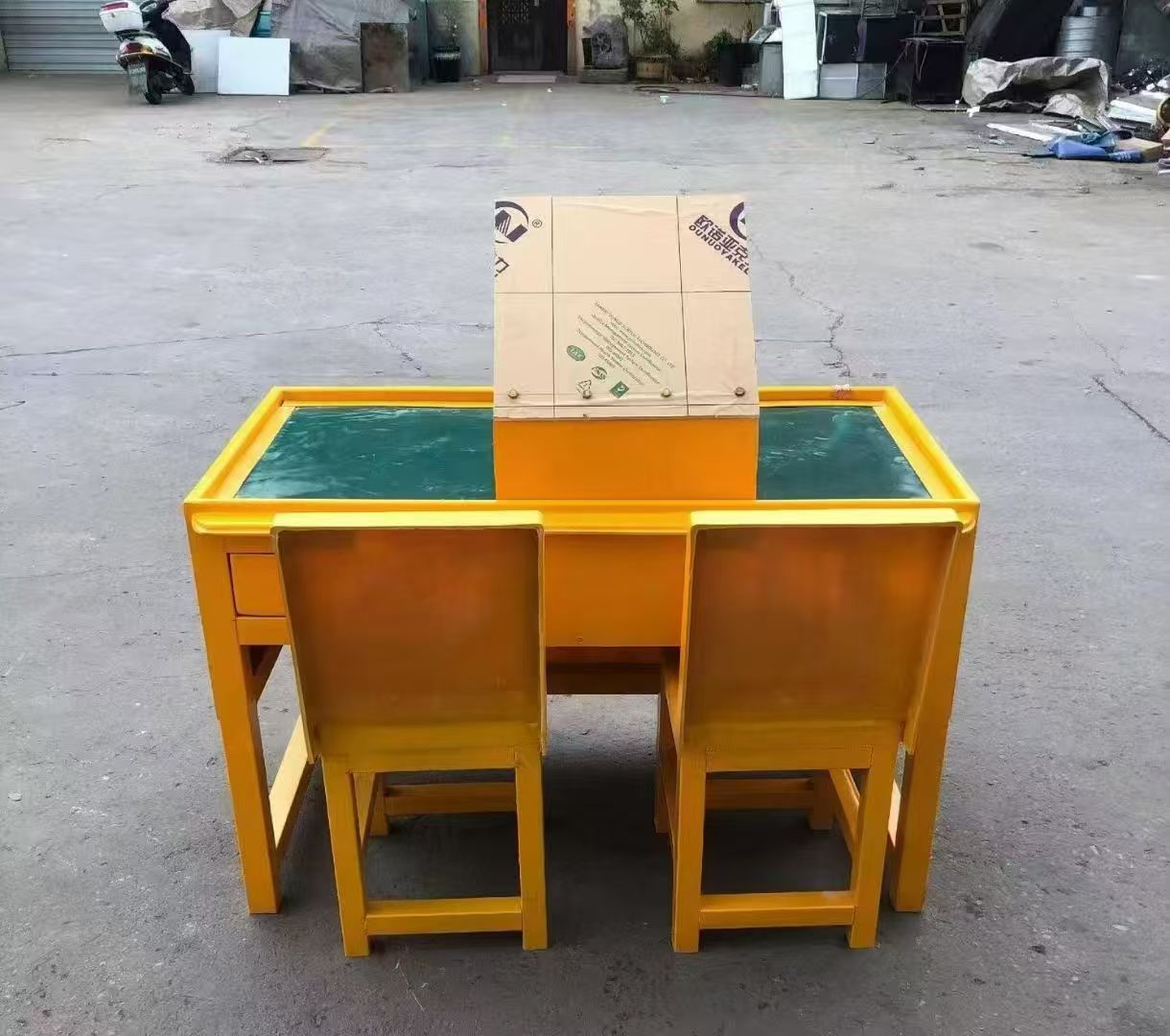 洋县防静电导通桌井下煤矿火工品发放桌：危险品流转的安全守护者